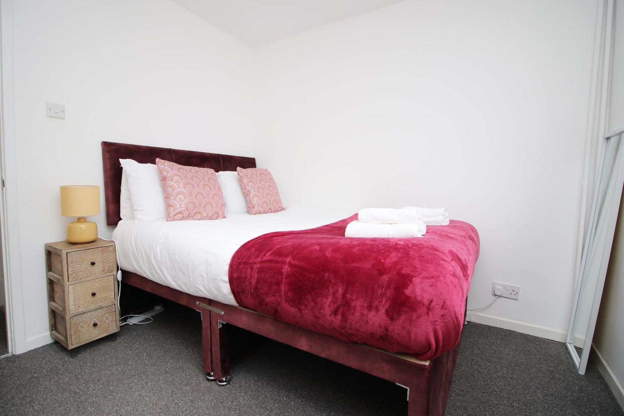 Casa vacanze 2bedroom Home- Free Parking, Wi-fi & Patio- Available For Long Or Short Term Bristol